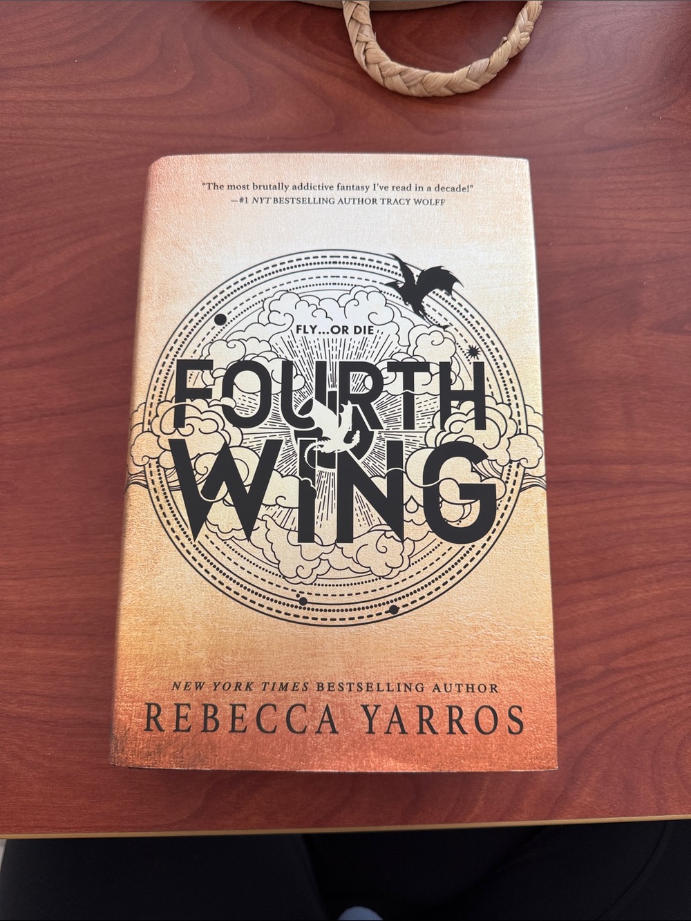 Fourth Wing Rebecca Yarros Deluxe Hardcover Sprayed Edges
